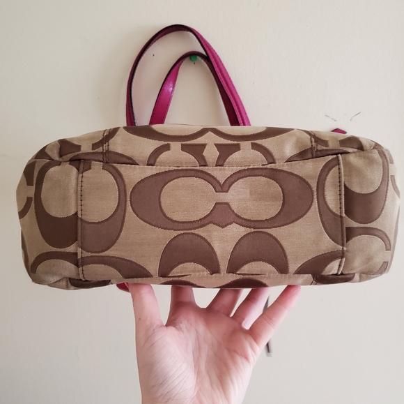Coach Daisy Outline Mia Tote Khaki/Magenta - Picture 8 of 8